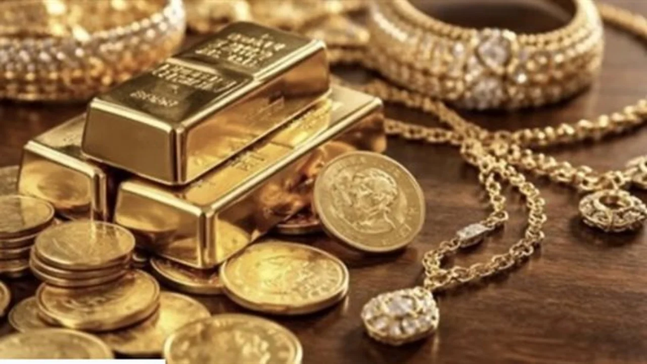 تراجع سعر الذهب في مصر رغم ارتفاعه الصباحي